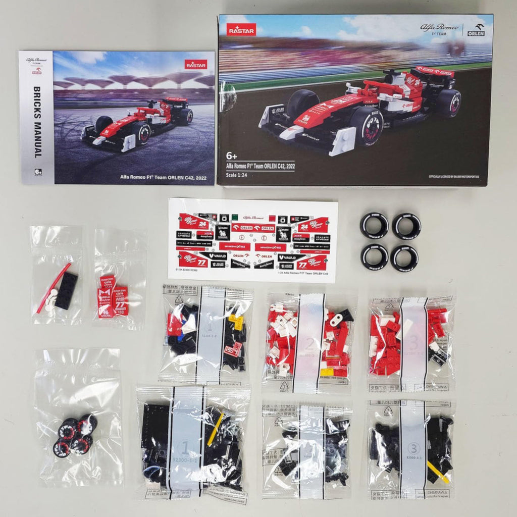 Alfa Romeo C42 F1 Car Bricks Building Kit - 340pcs - Image 6